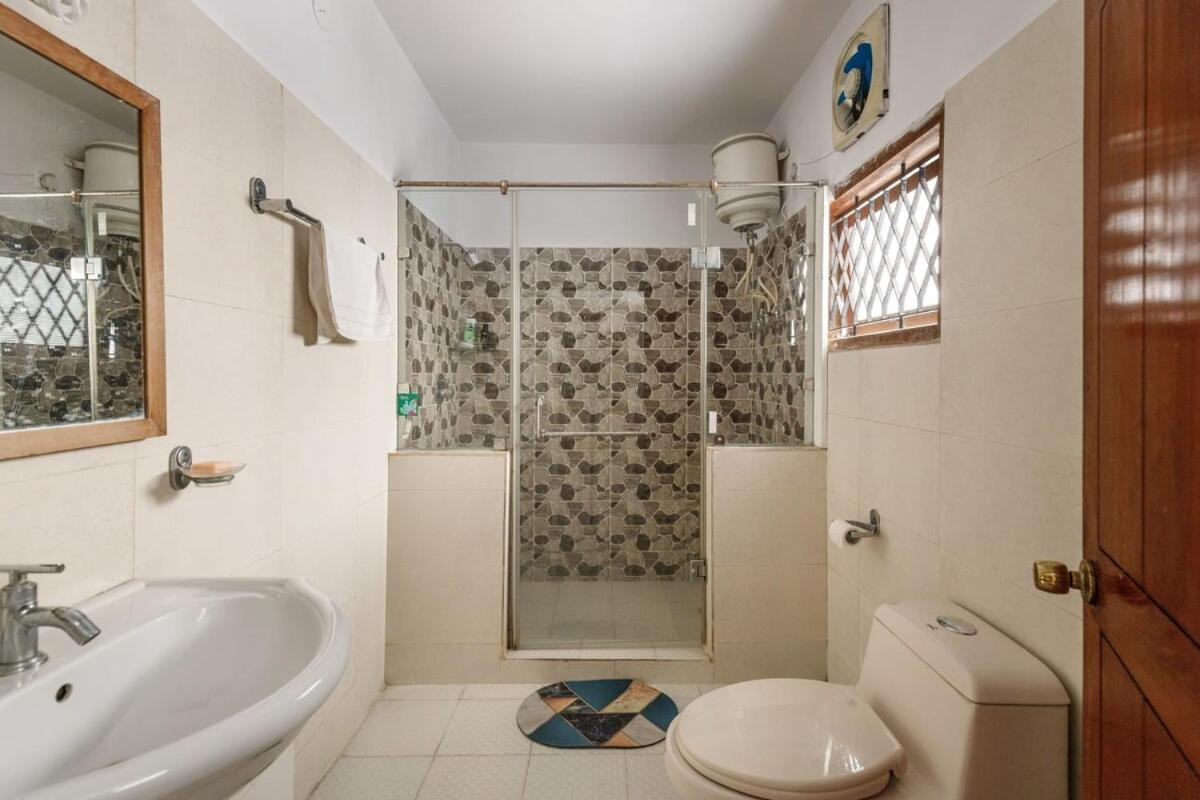 Westside Bungalow By Jadecaps Nr Wtc Rajajinagar Villa Бангалор Екстериор снимка