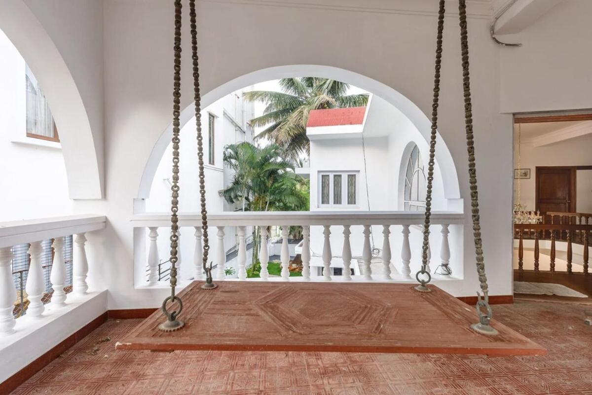 Westside Bungalow By Jadecaps Nr Wtc Rajajinagar Villa Бангалор Екстериор снимка